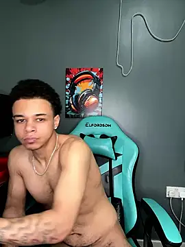 l-laross live sex cam