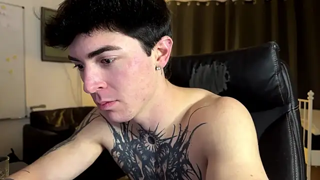 LiamFoster live sex cam