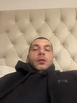 Kinkycouple142 live sex cam