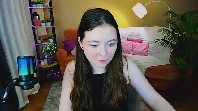 AlluringLookk live sex cam