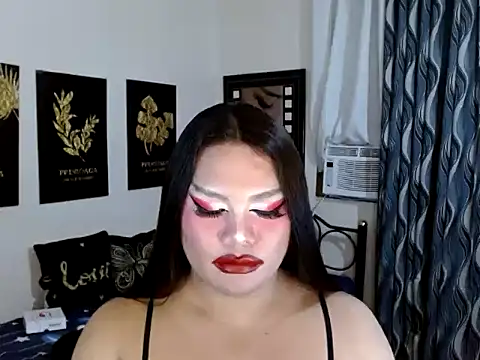 TSbrianaHugeCock live sex cam