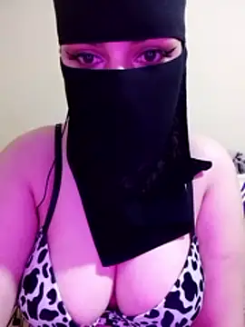 Laura-arabe live sex cam