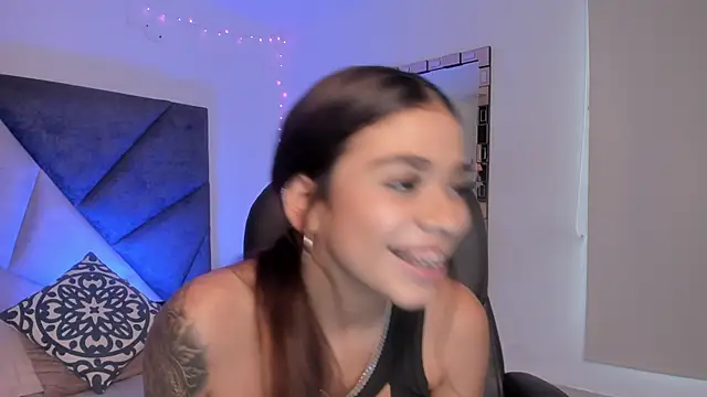 GiaFu's cam snapshot