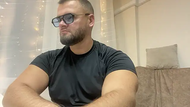 BrianJohnson_ live sex cam