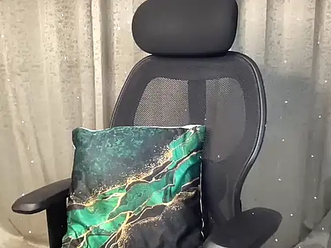 SugarAura's cam snapshot