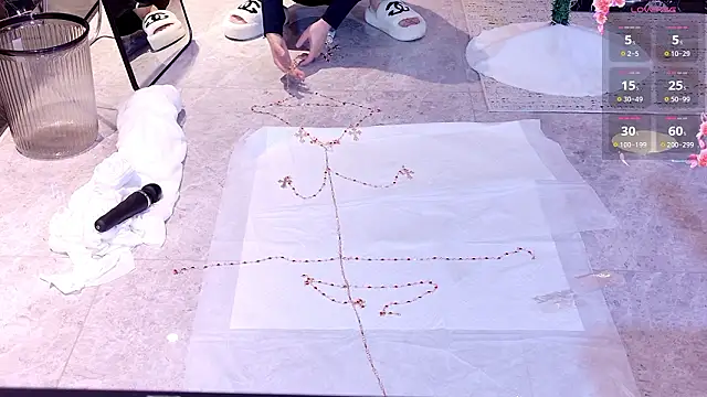 Alien1227 live sex cam