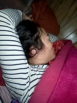 CoMay003's cam snapshot