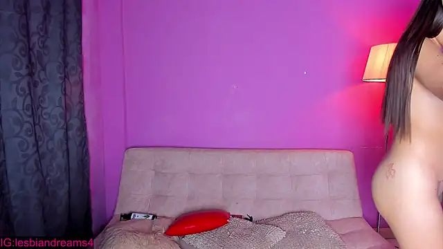 cuteeegiiirls live sex cam