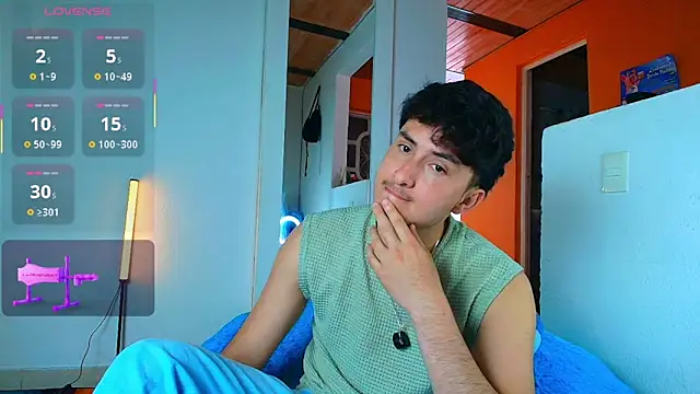 santyago_taylor live sex cam