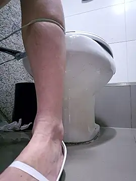 Irresistible24 live sex cam