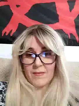 Amelialove42's cam snapshot