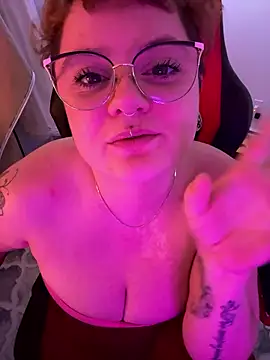 CurvesNChaos's cam snapshot