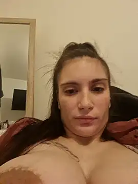 Michou02xXx's cam snapshot