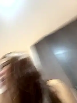 valeria2019hot live sex cam