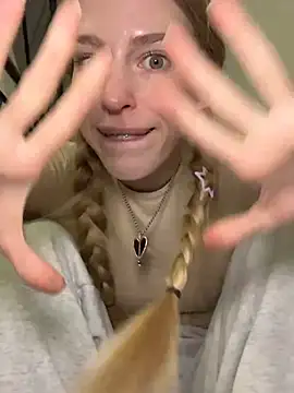 kira_mia's cam snapshot