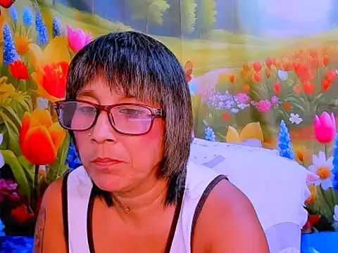 indianroxy live sex cam