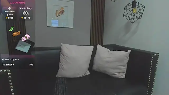 Nahiajhonson_'s cam snapshot