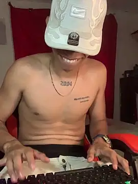 Niklaus1 live sex cam