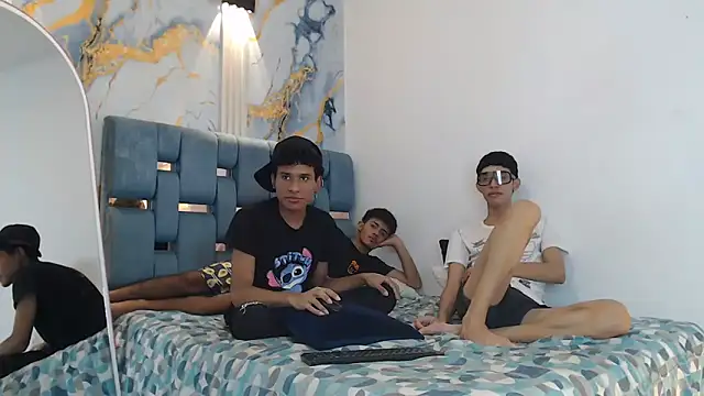 SWEET_RABBIT1 live sex cam