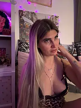 EvelynFrances live sex cam