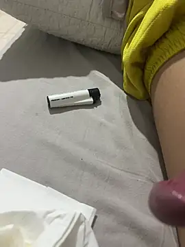 piccolo2002 live sex cam