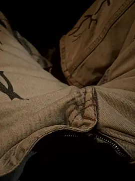 Aden_P2 live sex cam