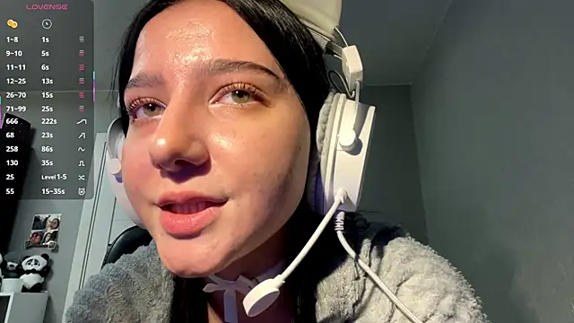 TomiRodenberg's cam snapshot