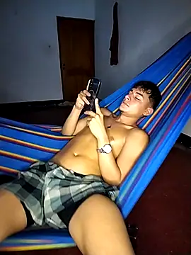 attractive-sexx live sex cam