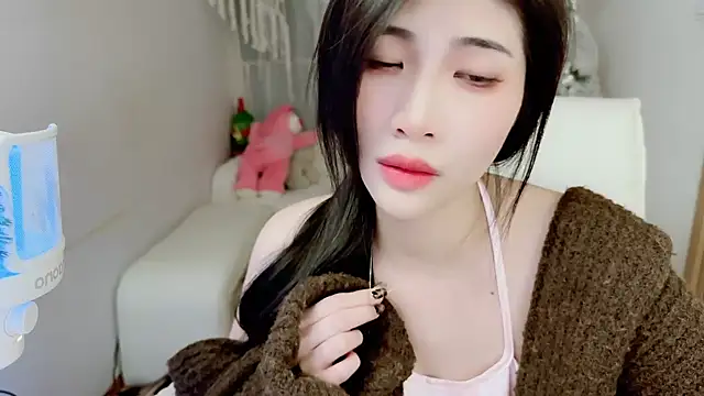Vaidurya-Yolo live sex cam