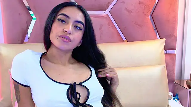 Leslie_Bussh_'s cam snapshot