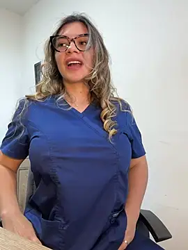 alicee16 live sex cam