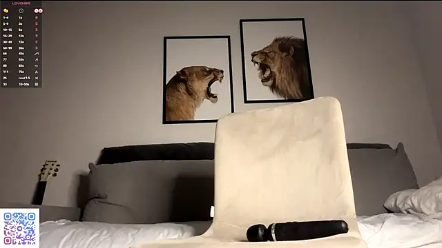 PetulaGunton live sex cam