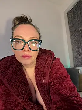 FemDom_RubyKnightXXO live sex cam