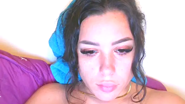 LovelyJulliette's cam snapshot