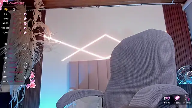 Isis_Moon's cam snapshot