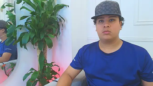 Naim_Bennetsex's cam snapshot