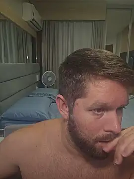 RipMyUnderwear's cam snapshot