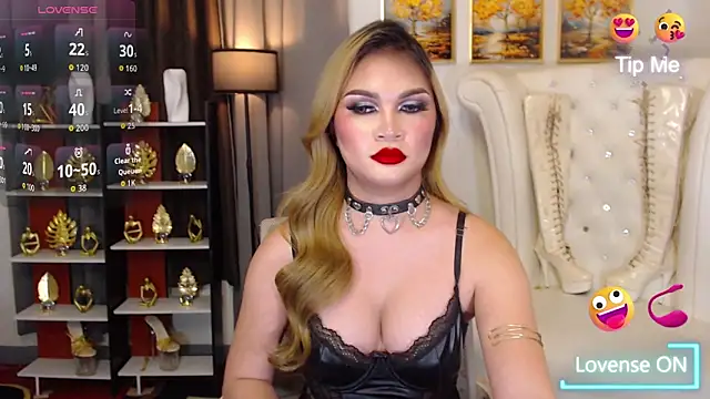 MistressATHENNA live sex cam