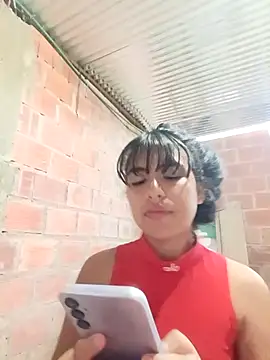 triana-hot18's cam snapshot