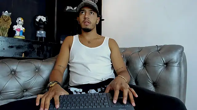 Brand_Collins's cam snapshot