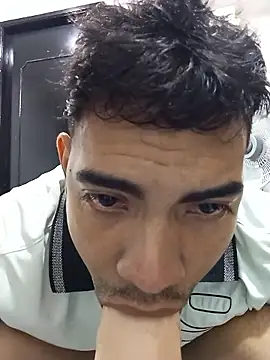 Moreno_latino_sex's cam snapshot