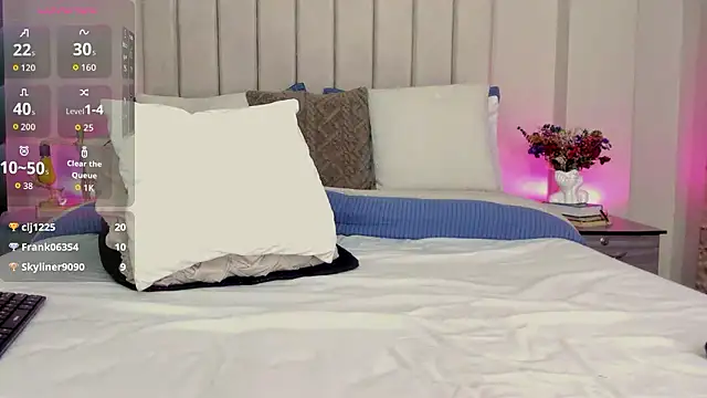 Romina_brunette live sex cam