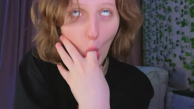 c0ralynx live sex cam