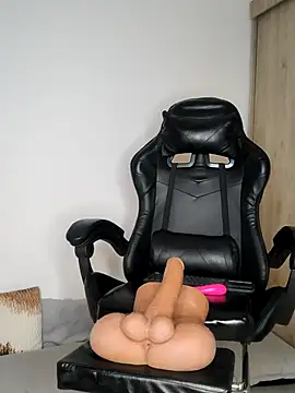 Lia_Hurley live sex cam