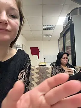 _Mila_Love's cam snapshot