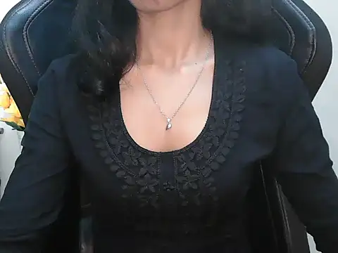 Richa_Patel's cam snapshot