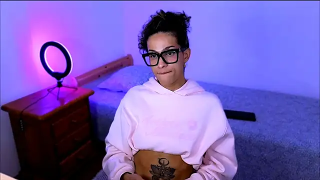 Abby_bella09 live sex cam