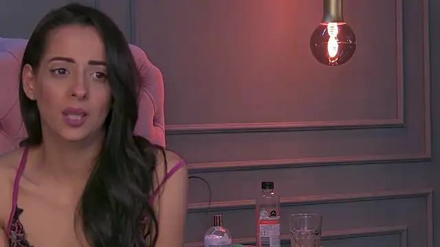 SallyMadison's cam snapshot