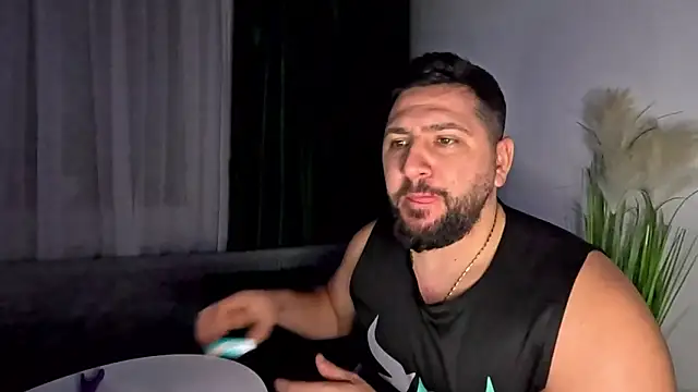 Gold_Alpha_Boy live sex cam