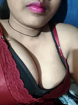 RAYI_Queen_2 live sex cam